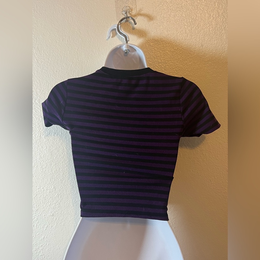 Blackcraft Crop Top - Picture 3 of 4
